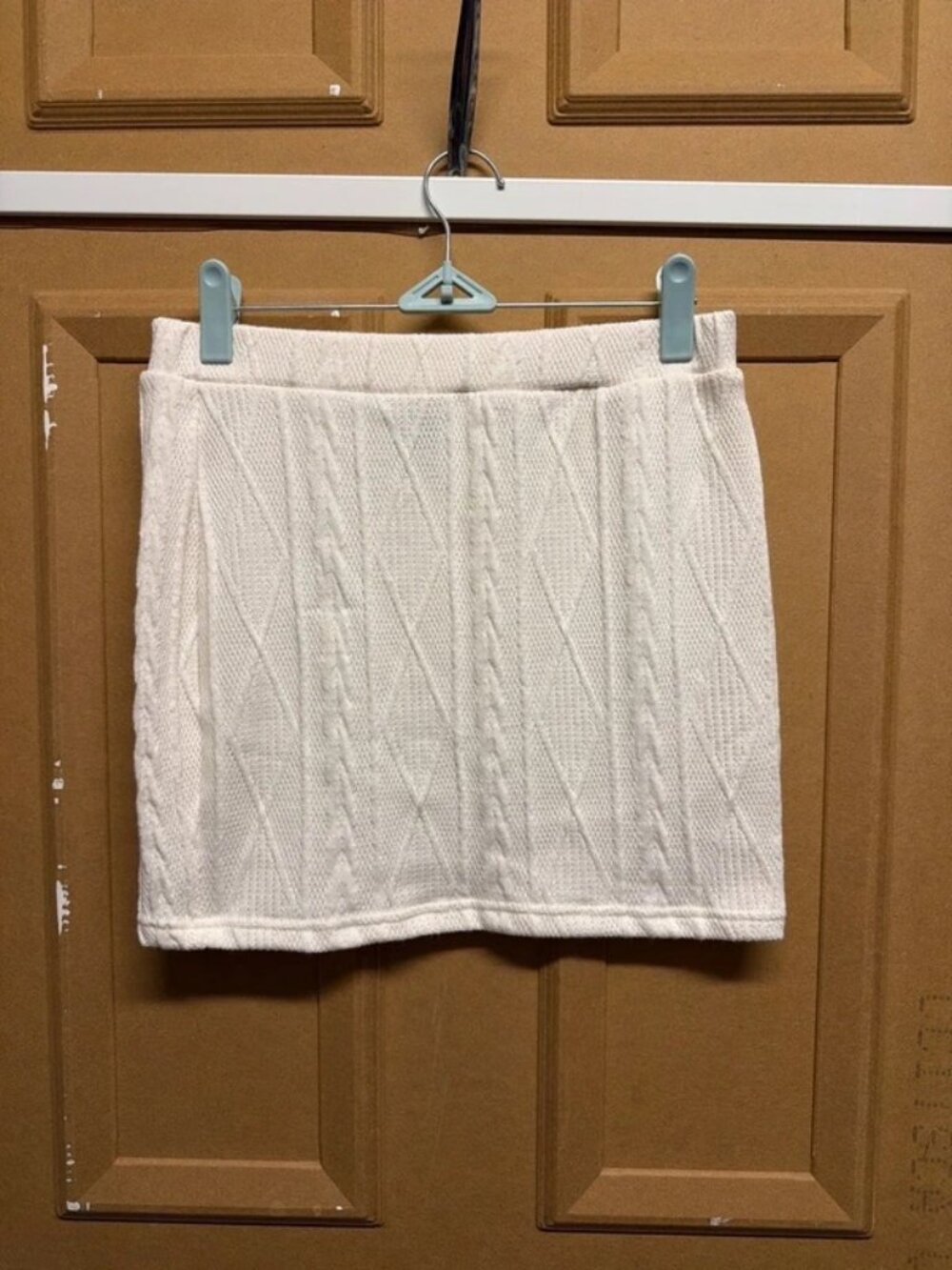White Cable-Knit Mini Skirt - Shein - Size S